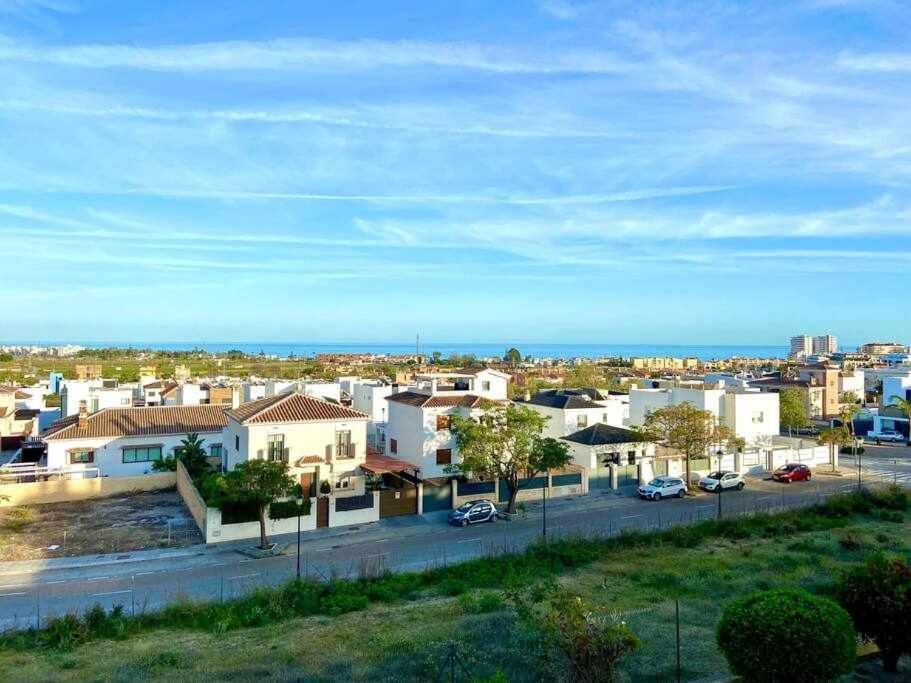 Sea View And Mountains By Solymar Holiday Torre Del Mar Kültér fotó